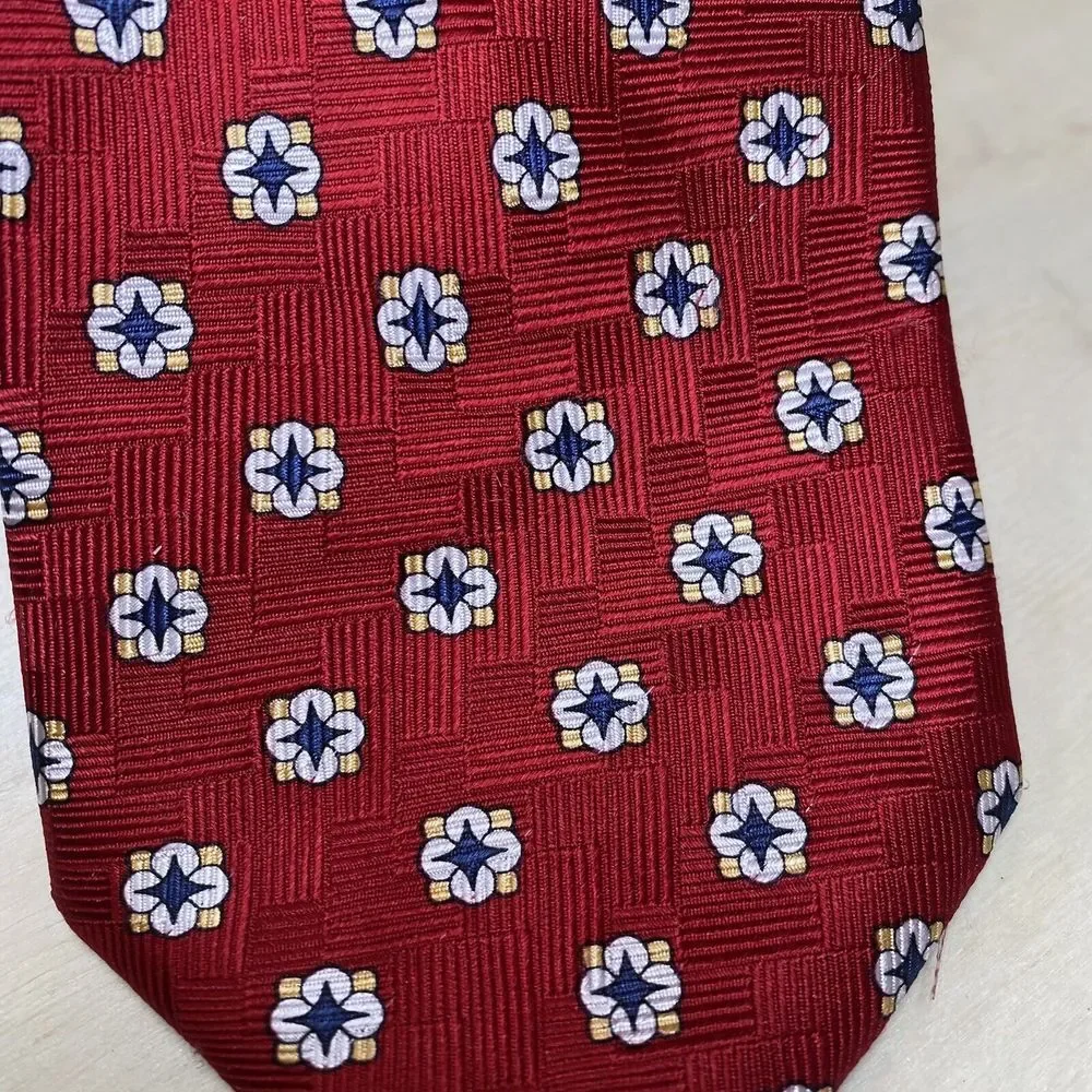 Rooster Men's 100% Silk Tie Neck Tie Red with‎ Blue and White Design Hand Sewn